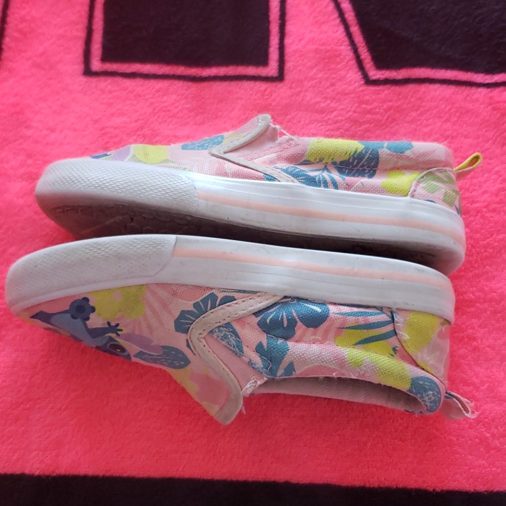 🩷 Disney Slip on Stitch Shoes 💗 - Picture 4 of 9